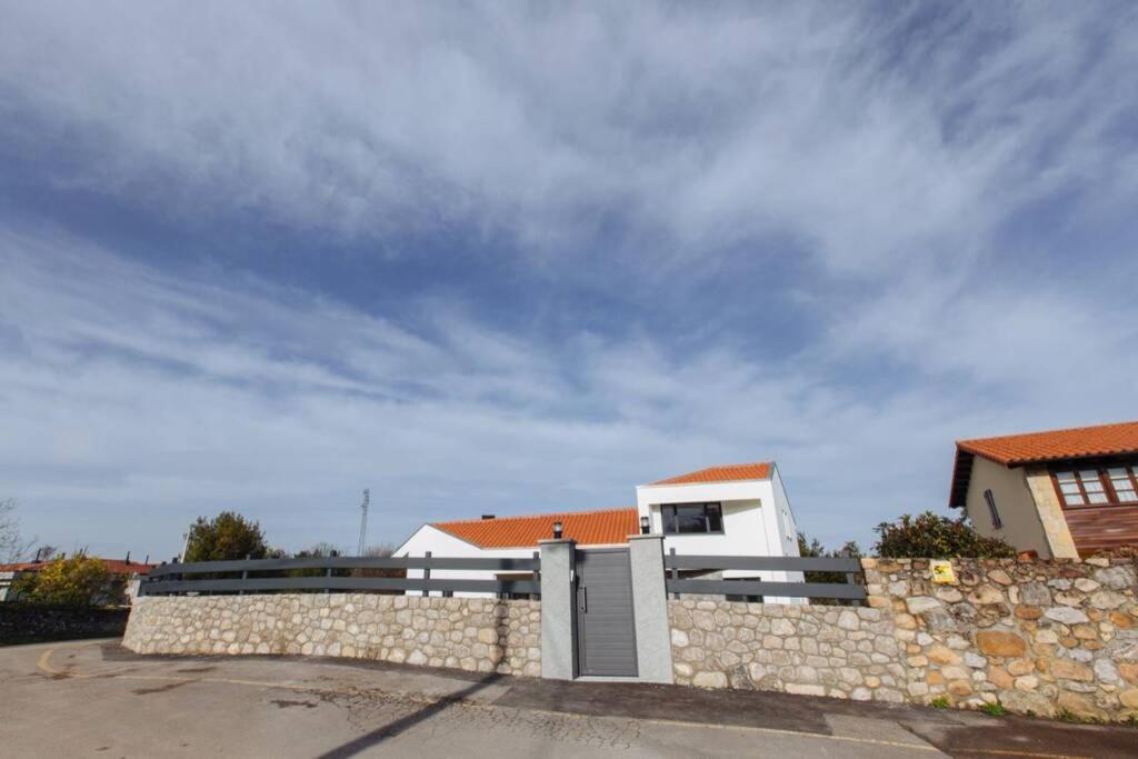 La Llosina Vivienda Vacacional Alquiler Integro Llanes Bagian luar foto